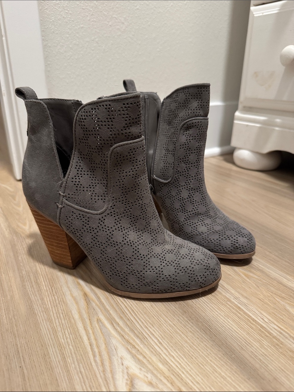 Carlos by Carlos Santana Gray Perforated Suede Ankle Booties